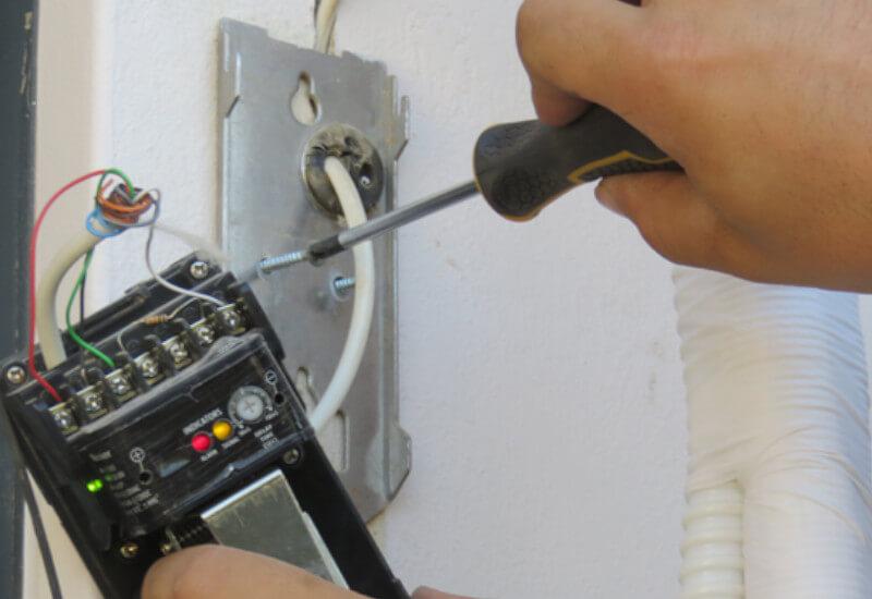 Réparation contrôle d'accès arotek